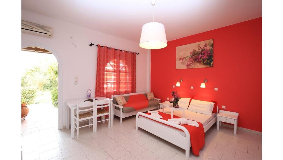 Athina Apartments Stoúpa Eksteriør billede