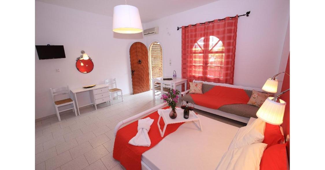 Athina Apartments Stoúpa Eksteriør billede