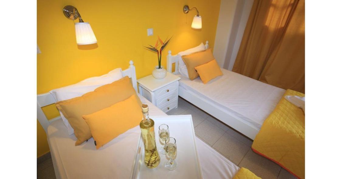Athina Apartments Stoúpa Eksteriør billede