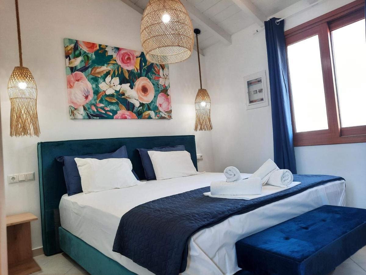 Athina Apartments Stoúpa Eksteriør billede